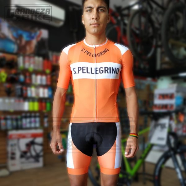 uniforme ciclismo naranja 02